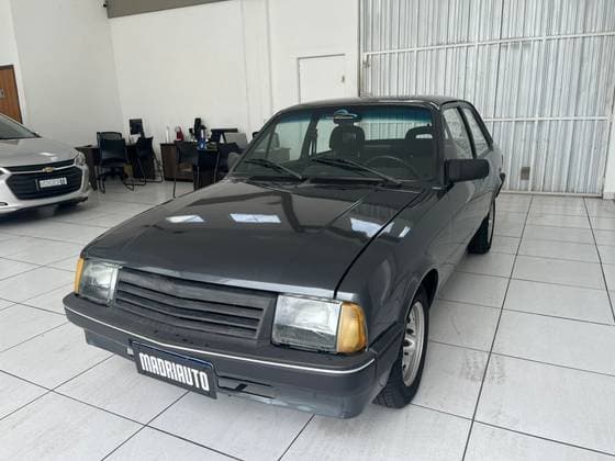 Carro 1.0 JUNIOR 8V GASOLINA 2P MANUAL