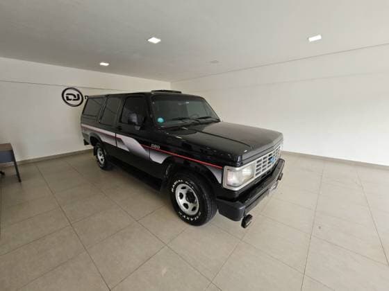 Carro 4.0 CUSTOM S CD 8V DIESEL 2P MANUAL