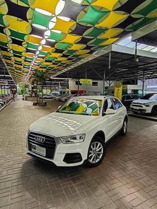 Carro 1.4 TFSI AMBIENTE GASOLINA 4P S TRONIC