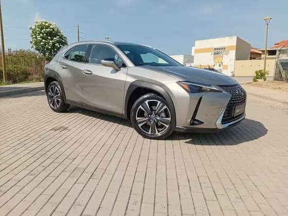 Carro 2.0 VVT-I HYBRID CVT