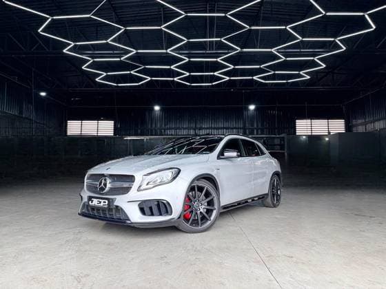 Carro 2.0 CGI GASOLINA 4MATIC SPEEDSHIFT