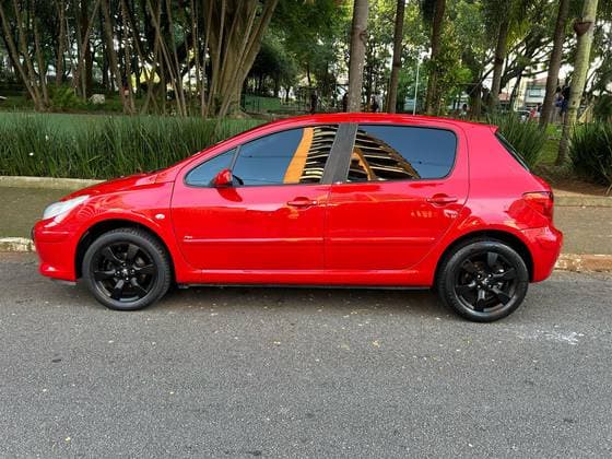 Carro 1.6 PRESENCE 16V FLEX 4P MANUAL
