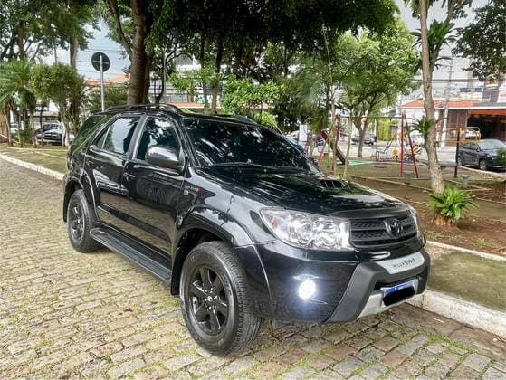 Carro 3.0 SRV 4X4 7 LUGARES 16V TURBO INTERCOOLER DIESEL 4P AUTOMÁTICO