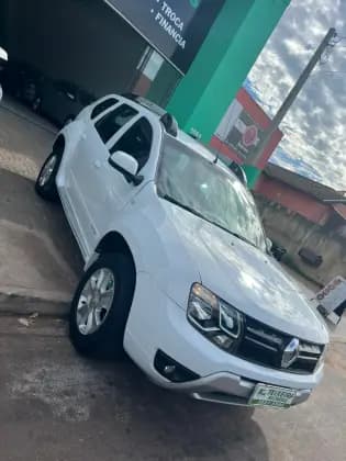 Carro 1.6 DYNAMIQUE 4X2 16V FLEX 4P MANUAL