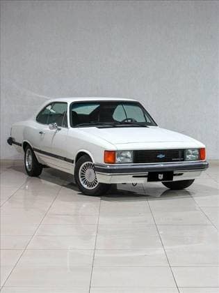 Carro 4.1 DIPLOMATA 12V ÁLCOOL 2P MANUAL