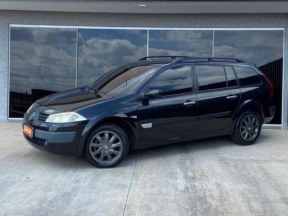 Carro 1.6 DYNAMIQUE GRAND TOUR 16V FLEX 4P MANUAL