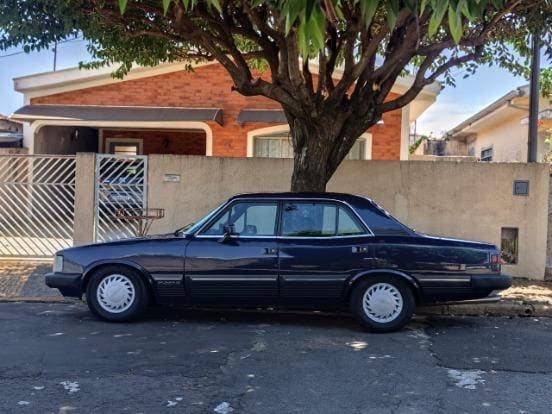 Carro 4.1 DIPLOMATA SE 12V GASOLINA 4P MANUAL