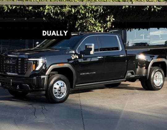 Carro 6.6 V8 DURAMAX DIESEL 3500 DENALI ULTIMATE CD 4WD AUTOMÁTICO