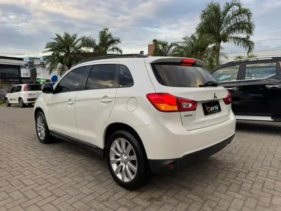 Carro 2.0 4X2 16V GASOLINA 4P AUTOMÁTICO