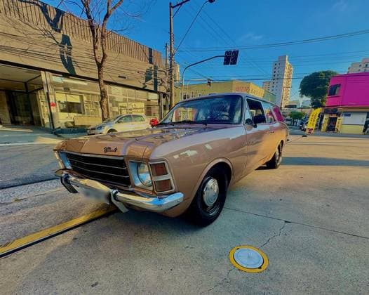Carro 2.5 L 8V GASOLINA 2P MANUAL