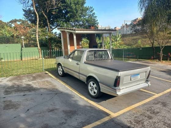 Carro 1.8 CL CS 8V GASOLINA 2P MANUAL