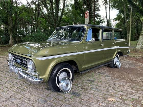 Carro 4.1 CUSTOM DE LUXE 12V GASOLINA 4P MANUAL
