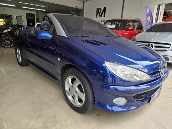 Carro 1.6 CC 16V GASOLINA 2P MANUAL