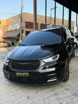 Carro 3.6 V6 E-HYBRID LIMITED SI-EVT