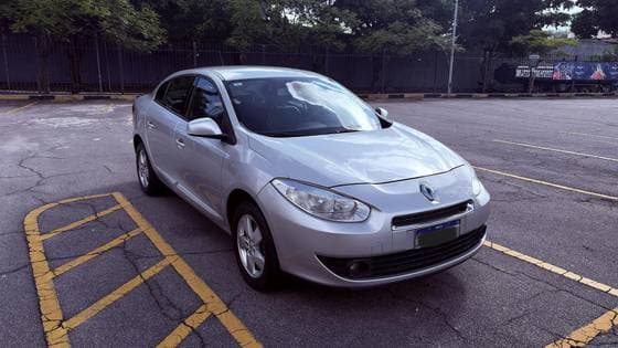 Carro 2.0 DYNAMIQUE 16V FLEX 4P AUTOMÁTICO