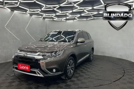 Carro 3.0 MIVEC V6 GASOLINA HPE-S AWD AUTOMÁTICO