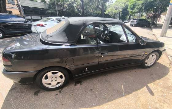 Carro 1.8 CC 16V GASOLINA 2P MANUAL