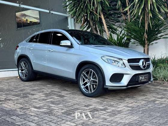 Carro 3.0 V6 GASOLINA HIGHWAY COUPÉ 4MATIC 9G-TRONIC