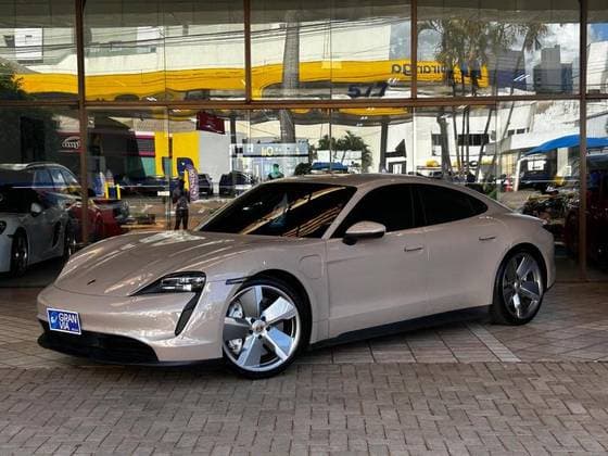 Carro ELÉTRICO