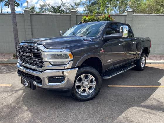 Carro 6.7 I6 TURBO DIESEL LARAMIE CD 4X4 AUTOMÁTICO