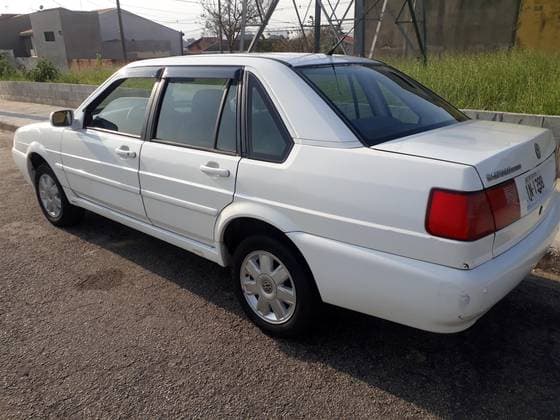 Carro 1.8 MI 8V GASOLINA 4P MANUAL