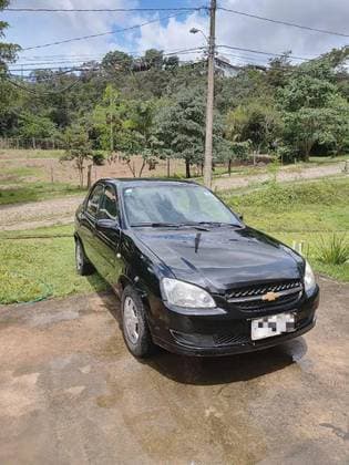 Carro 1.0 MPFI LS 8V FLEX 4P MANUAL