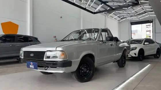 Carro 1.8 GL 8V CS GASOLINA 2P MANUAL