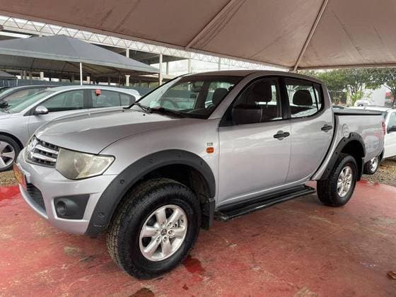 Carro 3.2 GL 4X4 CD 16V TURBO INTERCOLER DIESEL 4P MANUAL