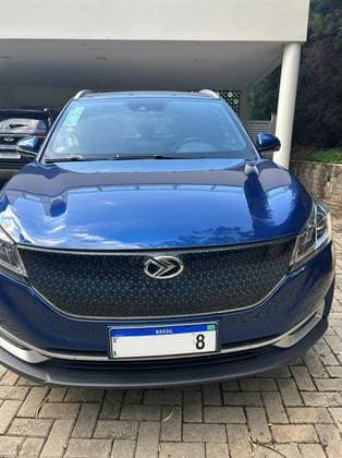 Carro 53 KW BEV