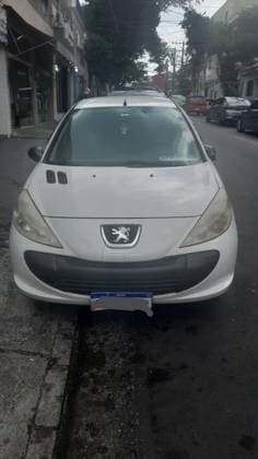 Carro 1.4 X-LINE FLEX 2P MANUAL