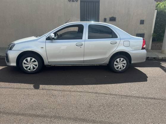 Carro 1.5 X SEDAN 16V FLEX 4P AUTOMÁTICO