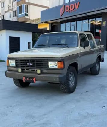 Carro 4.0 CUSTOM S CD 8V TURBO DIESEL 4P MANUAL