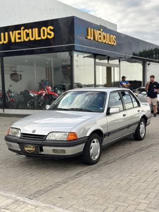 Carro 2.0 EFI CLASSIC SE 8V GASOLINA 2P MANUAL