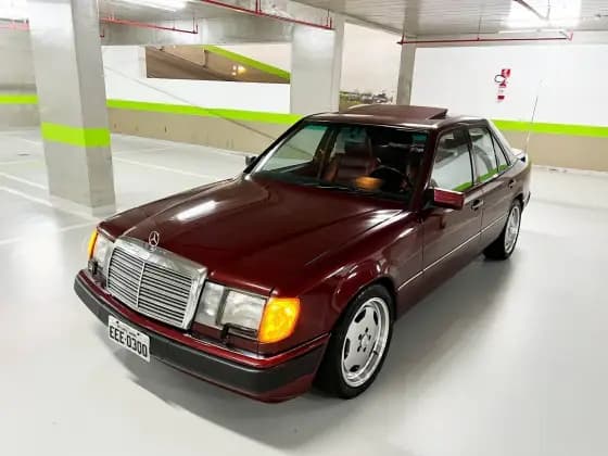 Carro 3.0 SEDAN 6 CILINDROS 12V GASOLINA 4P MANUAL