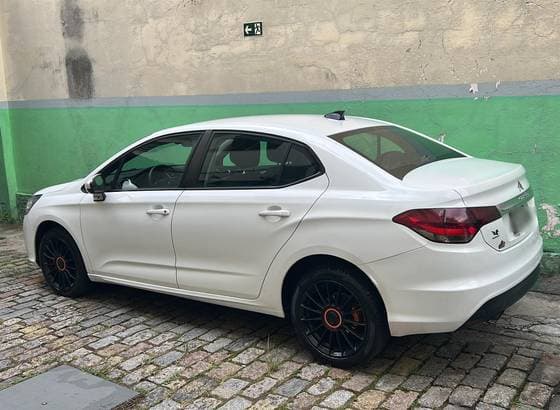 Carro 2.0 MPFI TENDANCE 16V FLEX 4P AUTOMÁTICO