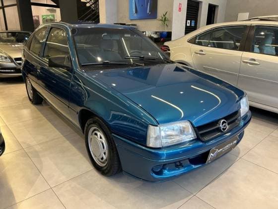 Carro 1.8 EFI GL 8V GASOLINA 2P MANUAL