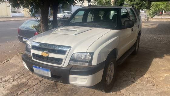 Carro 2.8 COLINA 4X4 12V TURBO ELECTRONIC DIESEL 4P MANUAL