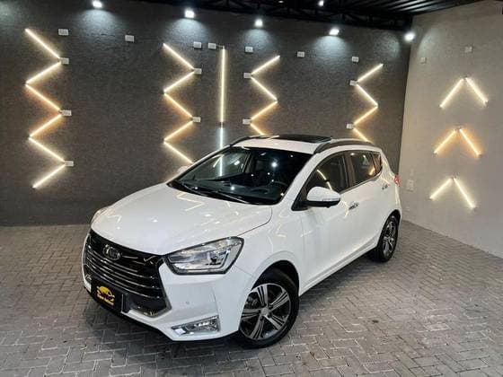 Carro 1.6 16V GASOLINA PLUS 4P CVT