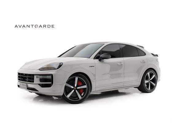 Carro 4.0 V8 E-HYBRID TURBO COUPÉ AWD TIPTRONIC S