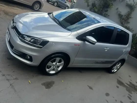 Carro 1.6 MI ROCK IN RIO 8V FLEX 4P MANUAL