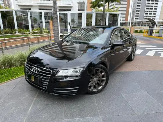 Carro 3.0 TFSI SPORTBACK V6 GASOLINA 4P S-TRONIC