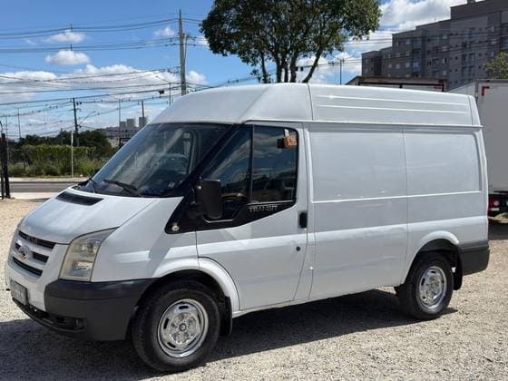 Carro 2.4 FURGÃO CURTO TURBO DIESEL 3P MANUAL