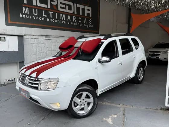Carro 1.6 DYNAMIQUE 4X2 16V FLEX 4P MANUAL