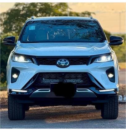 Carro 2.8 D-4D TURBO DIESEL DIAMOND 7L 4X4 AUTOMÁTICO