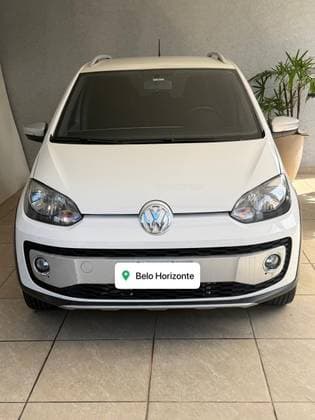 Carro 1.0 TSI HIGH UP 12V FLEX 4P MANUAL
