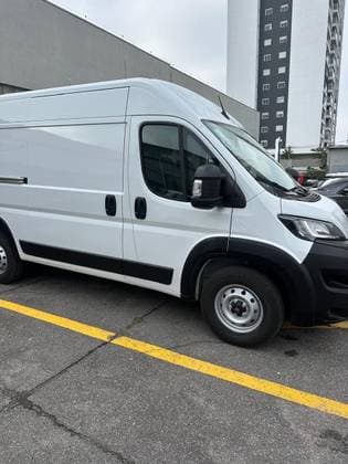 Carro 2.2 BLUEHDI DIESEL CARGO MANUAL