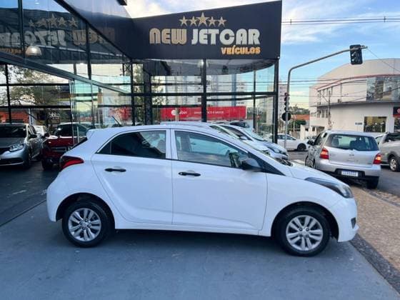 Carro 1.0 COMFORT 12V FLEX 4P MANUAL