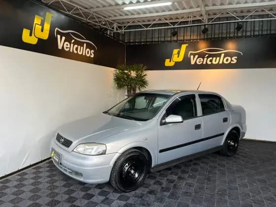 Carro 2.0 MPFI SEDAN 8V GASOLINA 4P AUTOMÁTICO