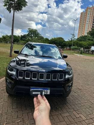 Carro 2.0 16V DIESEL LONGITUDE 4X4 AUTOMÁTICO