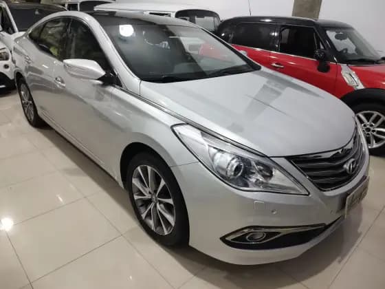 Carro 3.0 MPFI GLS V6 24V GASOLINA 4P AUTOMÁTICO